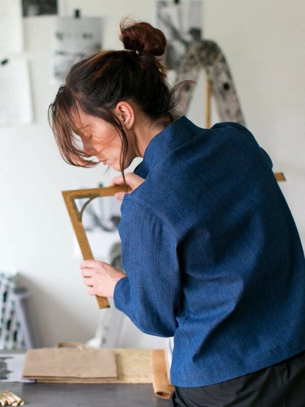 Schnittmuster // The Assembly Line // Elastic Tie Sweater XS-L oder XL-3XL – Bild 3