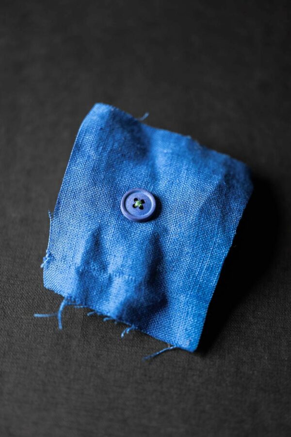 BIO Cotton Knöpfe 15 mm // Merchant & Mills // Cobalt – Bild 2