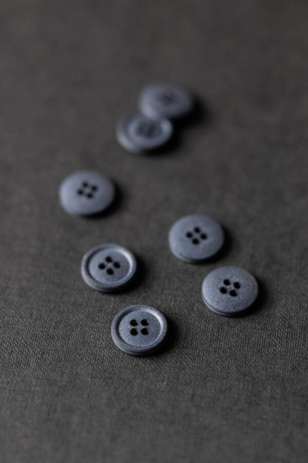 BIO Cotton Knöpfe 15 mm // Merchant & Mills // Silt Grey