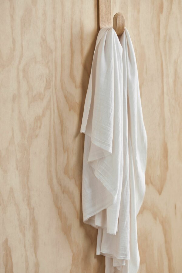 TENCEL™ Crispy Crepe // Meet Milk // Bright White – Bild 2