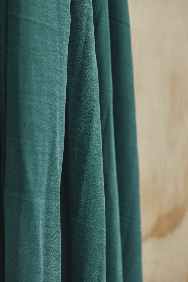 TENCEL™ Crispy Crepe // Meet Milk // Emerald