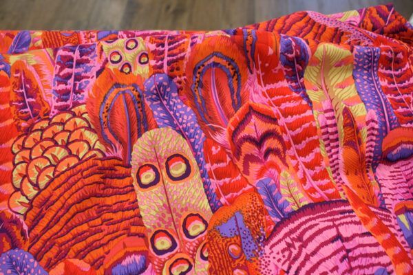 Popeline // Kaffe Fassett // Feathers // Red – Bild 2