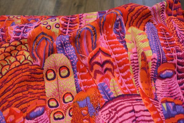 Popeline // Kaffe Fassett // Feathers // Red