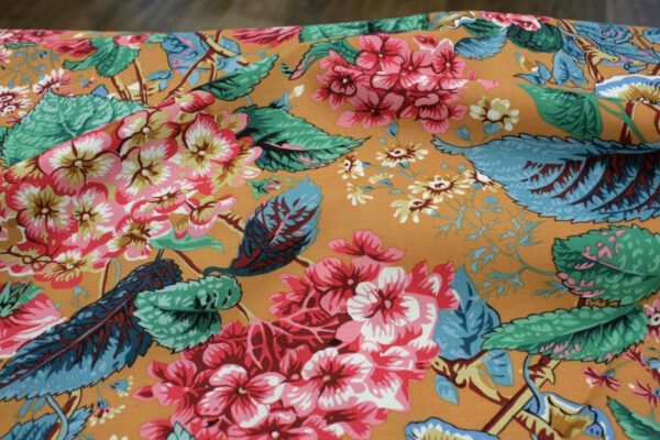 Popeline // Kaffe Fassett // Rose and Hydrangea // Ochre