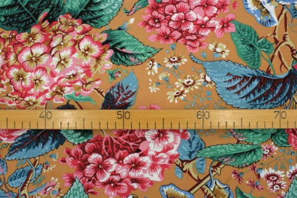 Popeline // Kaffe Fassett // Rose and Hydrangea // Ochre – Bild 2