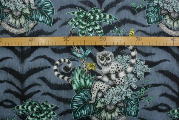 Dekostoff // Möbelstoff // Emma Shipley // Lemur Navy – Bild 4