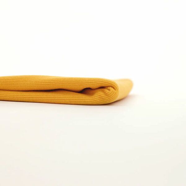 Bündchen // SYAS // Amber Yellow