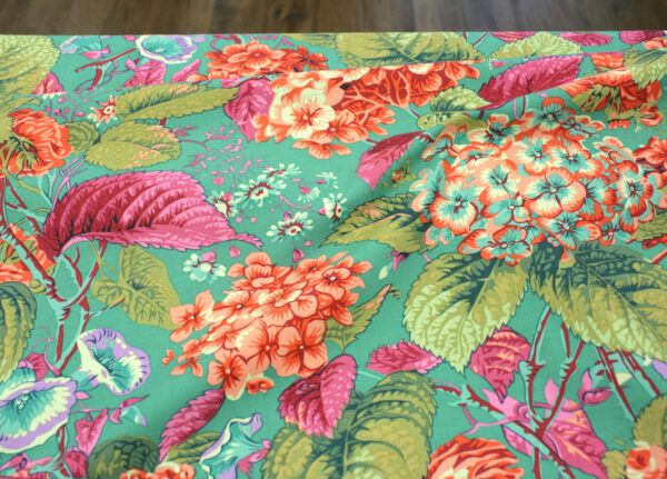 Popeline // Kaffe Fassett // Rose and Hydrangea // Green