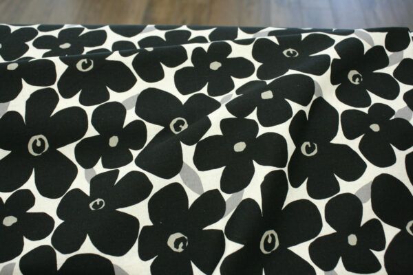 Baumwolle Leinenmix // Kokka  // Flowers // Black Grey