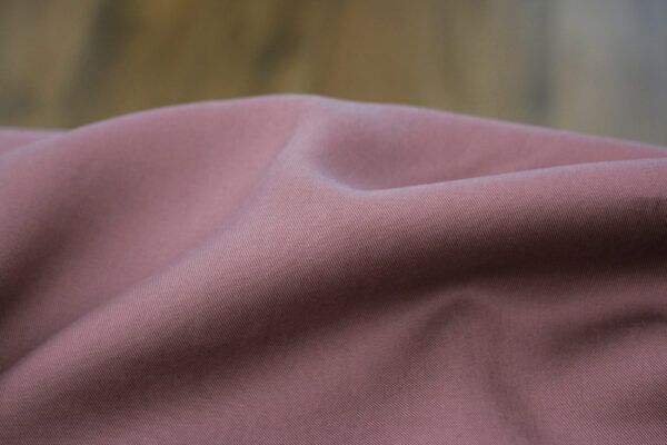 TENCEL™ Twill // Pflaume – Bild 4