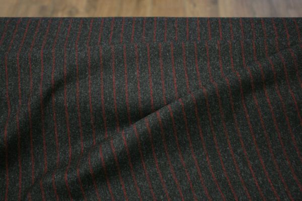 Wollstoff // Red Stripes