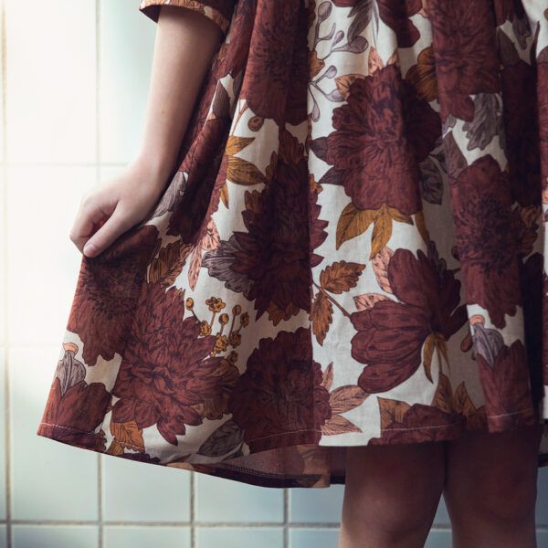 Leinen Viskose Mix // SYAS // Peonies // Almond Peach – Bild 8