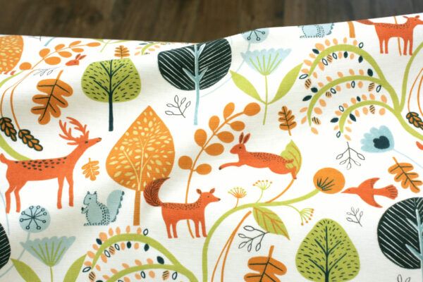 Dekostoff // Möbelstoff // Scandi Woodland // Burnt Orange