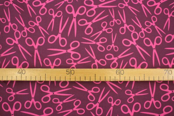 Popeline // Sew Good // Scissors // Eggplant – Bild 4