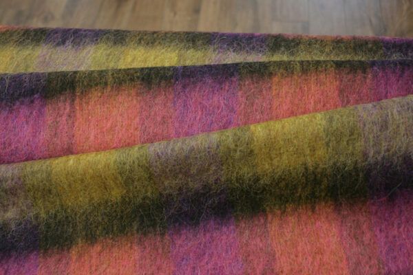 Wollstoff // Chequered Alpaka // Pink Yellow – Bild 4