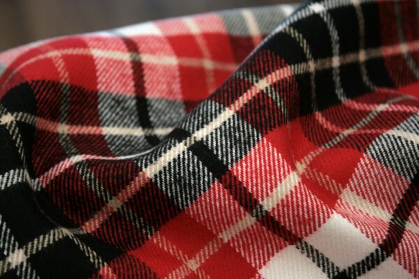 Flanell // Shetland Mammoth // Scarlet – Bild 5
