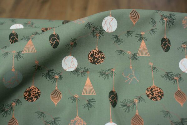 Popeline // Christmas // Baubles Green – Bild 6