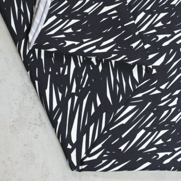 Sava Sweat // Meet Milk // Sketchy // Black/Shell