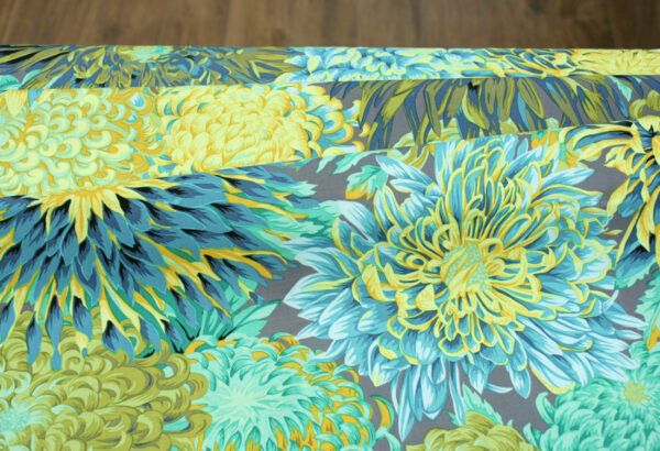 Popeline // Kaffe Fassett // Japanese Chrysanthemum // Forest – Bild 3
