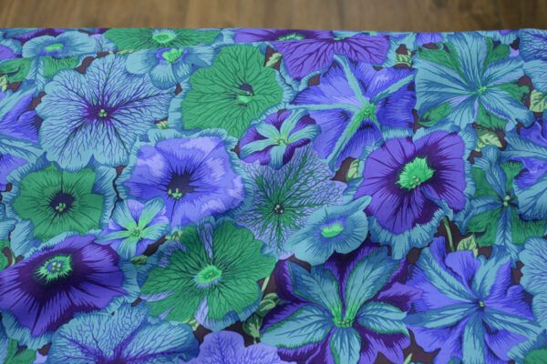 Popeline // Kaffe Fassett // Petunia // Blue