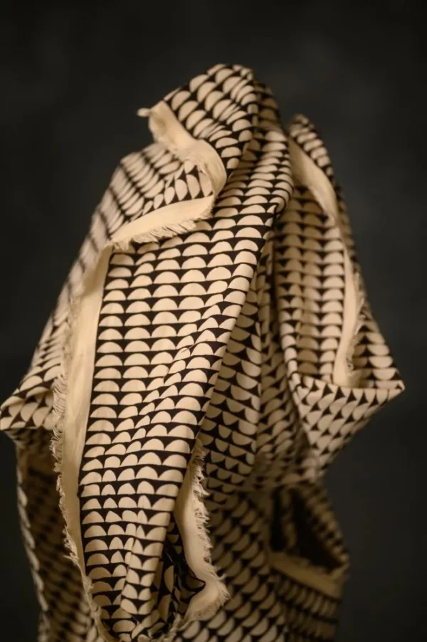 Bio Indian Cotton // Merchant & Mills // Black Semi Circle