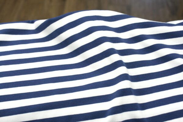 Baumwolljersey // Streifen Breit // Indigo