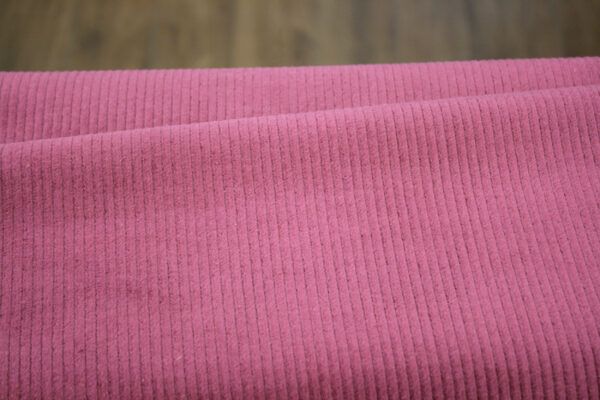 Cord mit Elastan // Beere – Bild 2