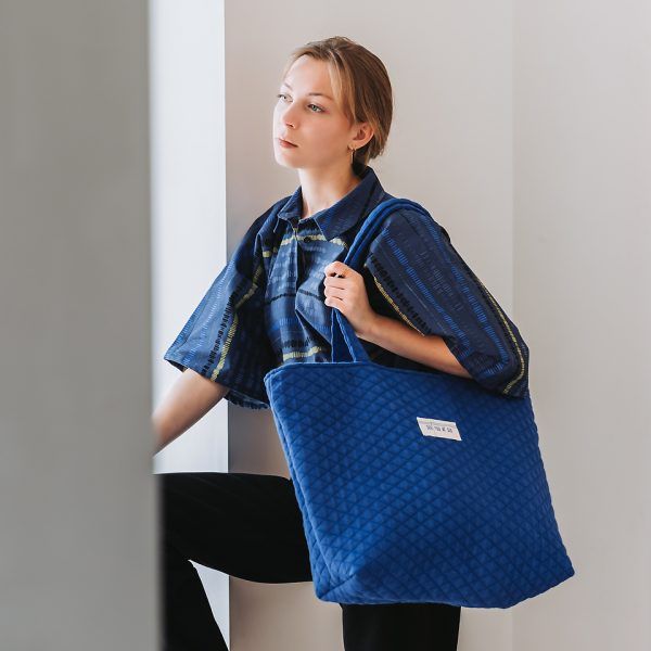 Baumwoll Stepper // Extrabreit // SYAS // Quilted Piqué Knit // Surf The Web Blue – Bild 11