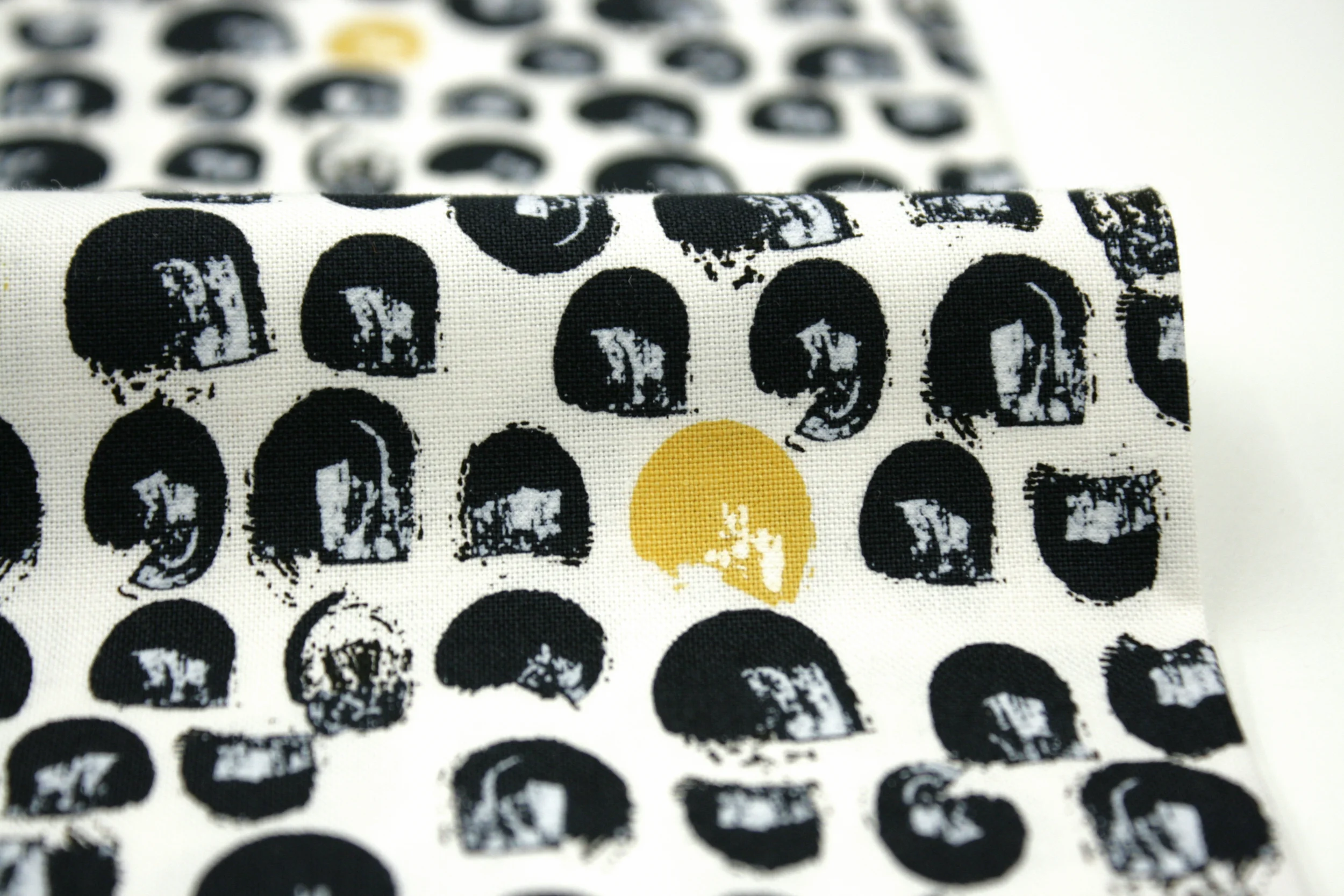 Popeline // Zen Chic // Moda Fabrics // Balisong Coconut Midnight Shell Mosaic – Bild 2