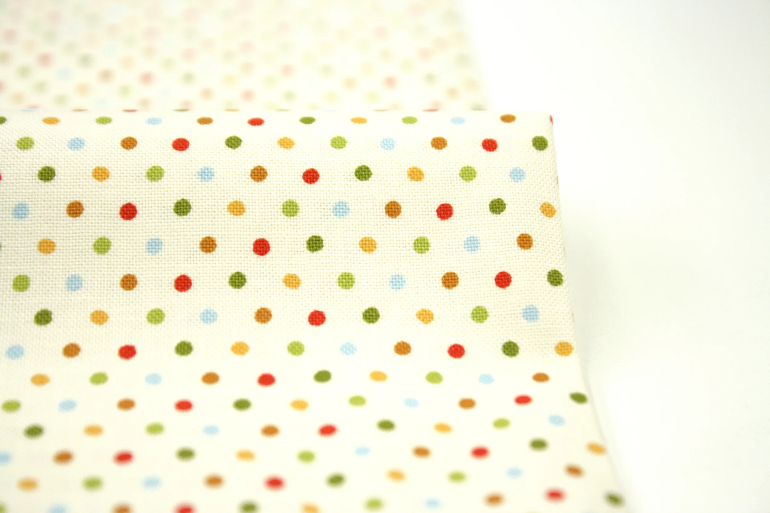 Popeline // Moda Fabrics // Animal Park Fun Dots – Bild 2