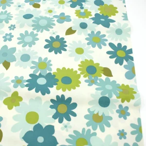Popeline // Moda Fabrics // Happy Daze Flowers