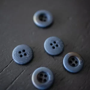 Corozo Knöpfe 15 mm // Merchant & Mills // Powder Blue