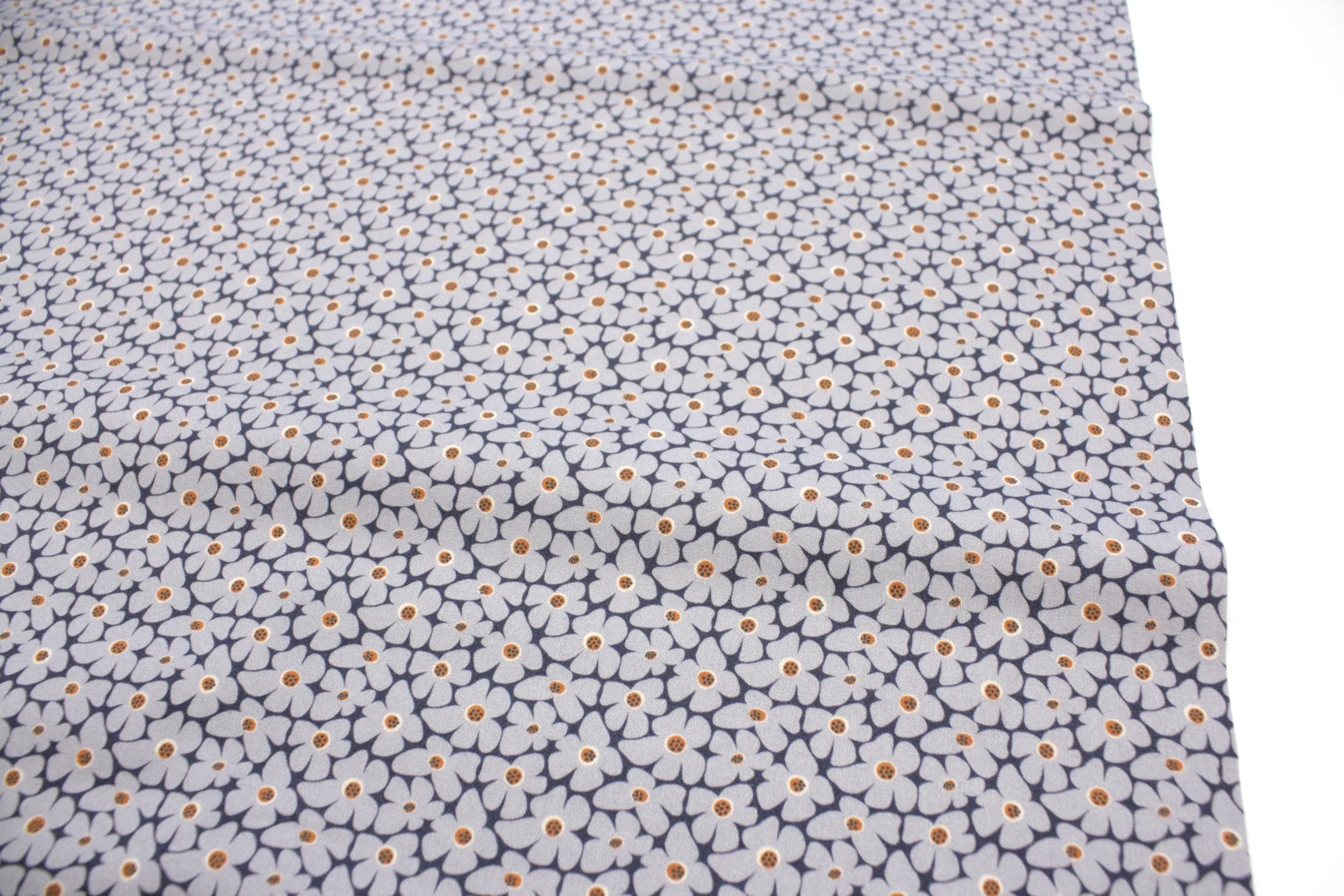 BIO Popeline // Cloud 9 // Flower Patch Lavender Gray – Bild 4